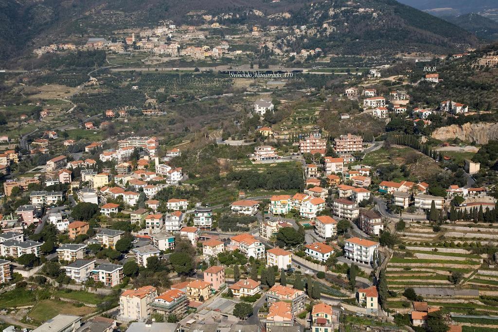 Tra Gli Ulivi Pietra Ligure
