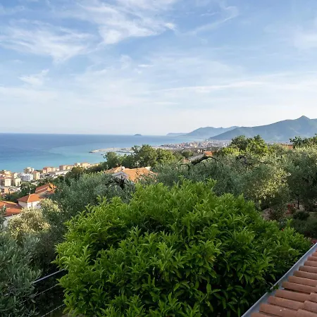 Tra Gli Ulivi Bed & Breakfast Pietra Ligure Exterior photo