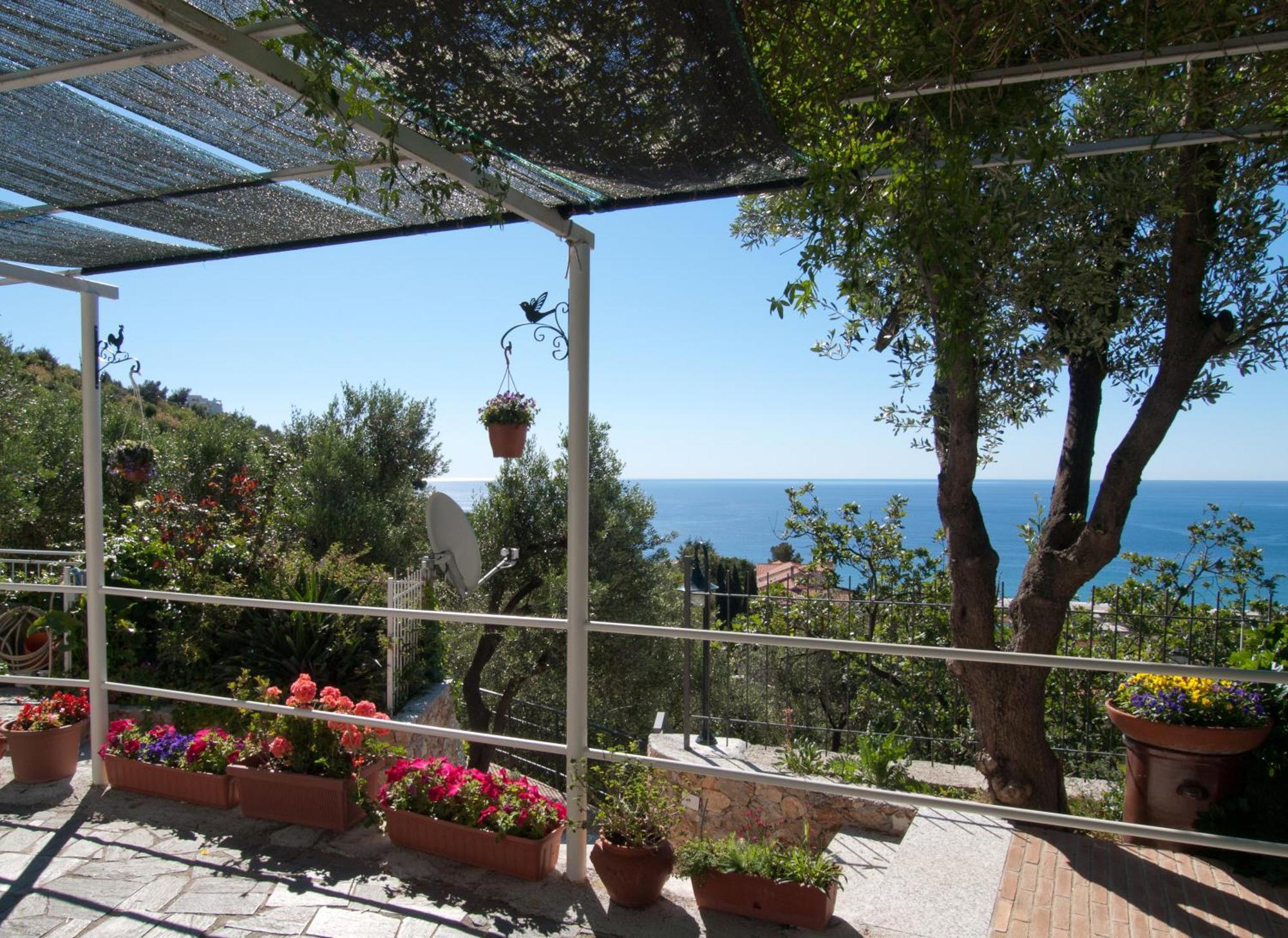Tra Gli Ulivi Bed & Breakfast